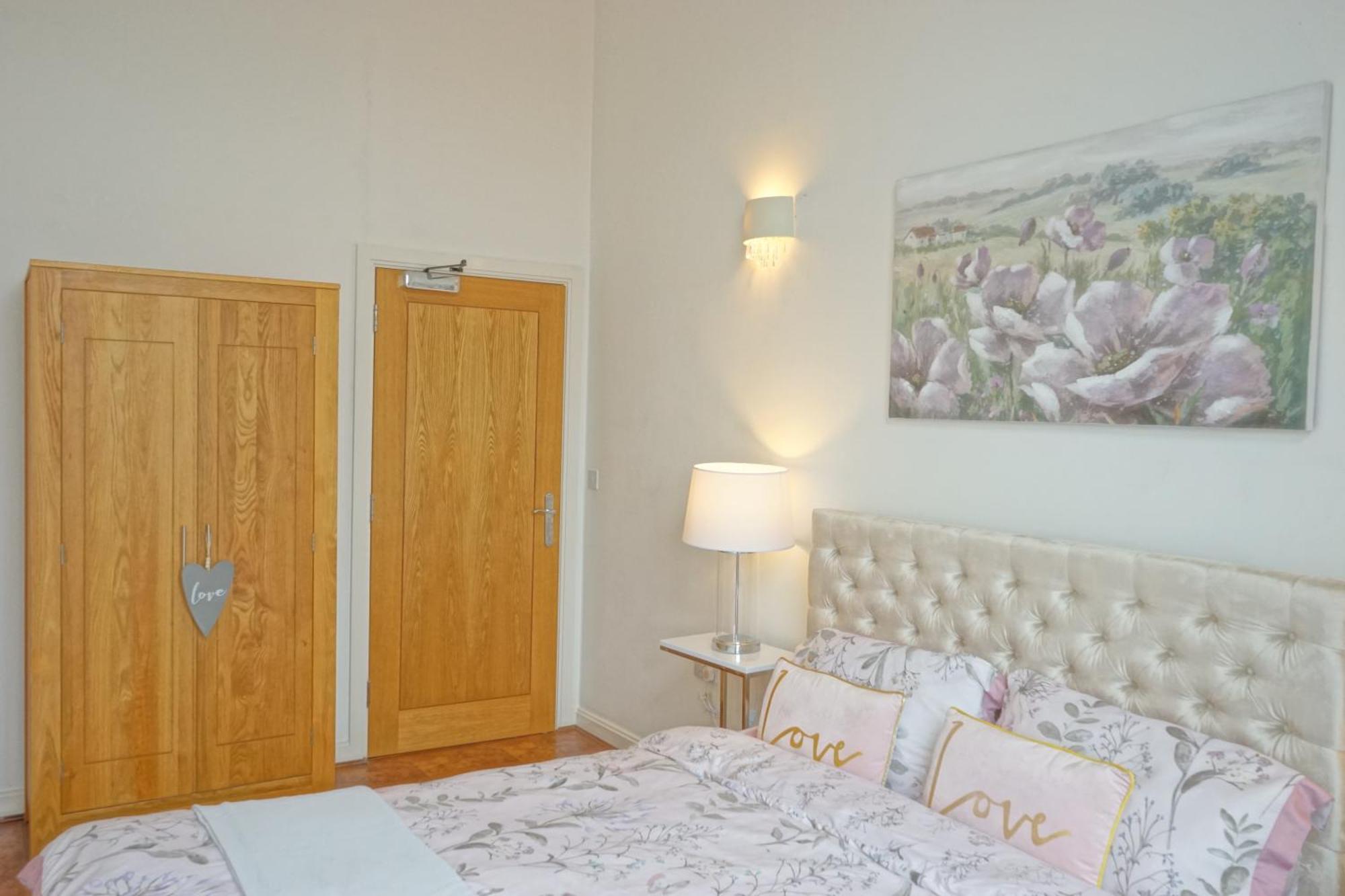 Apartamento Soak Up The Light At A Soothing, Stylish In Marina *