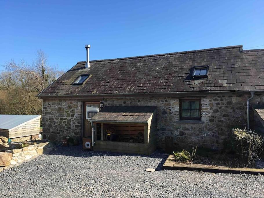 Hidden Gem Hottub, Firepit, Coastal Walks Holiday home *