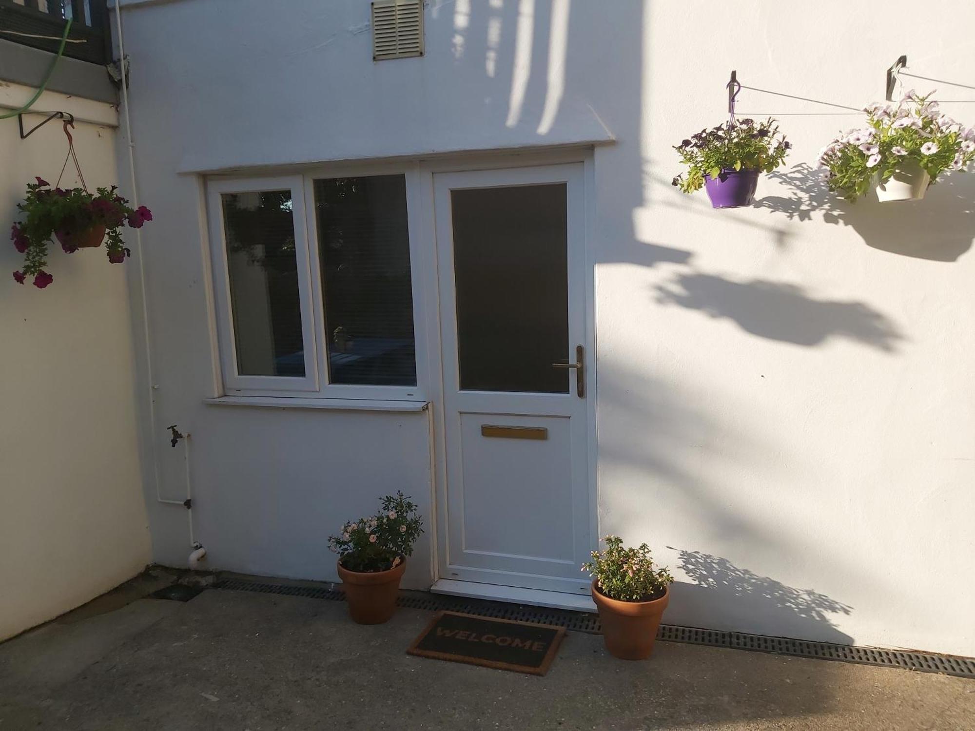Beautiful Two Bedroom Ground Floor Swansea
