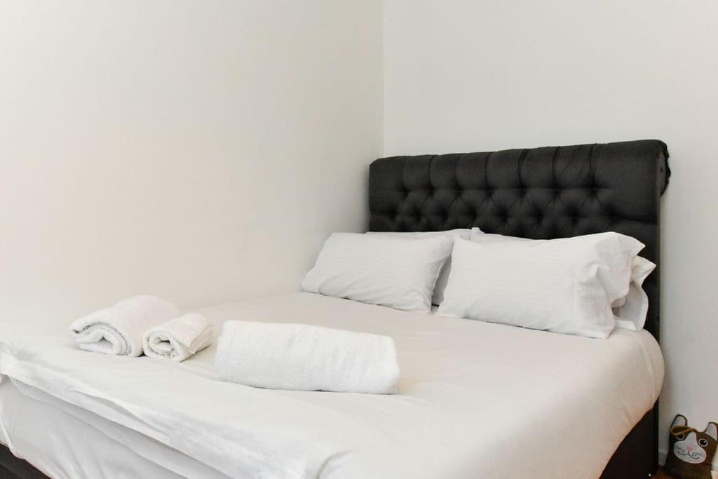 Host & - Oxford Street House Holiday home *