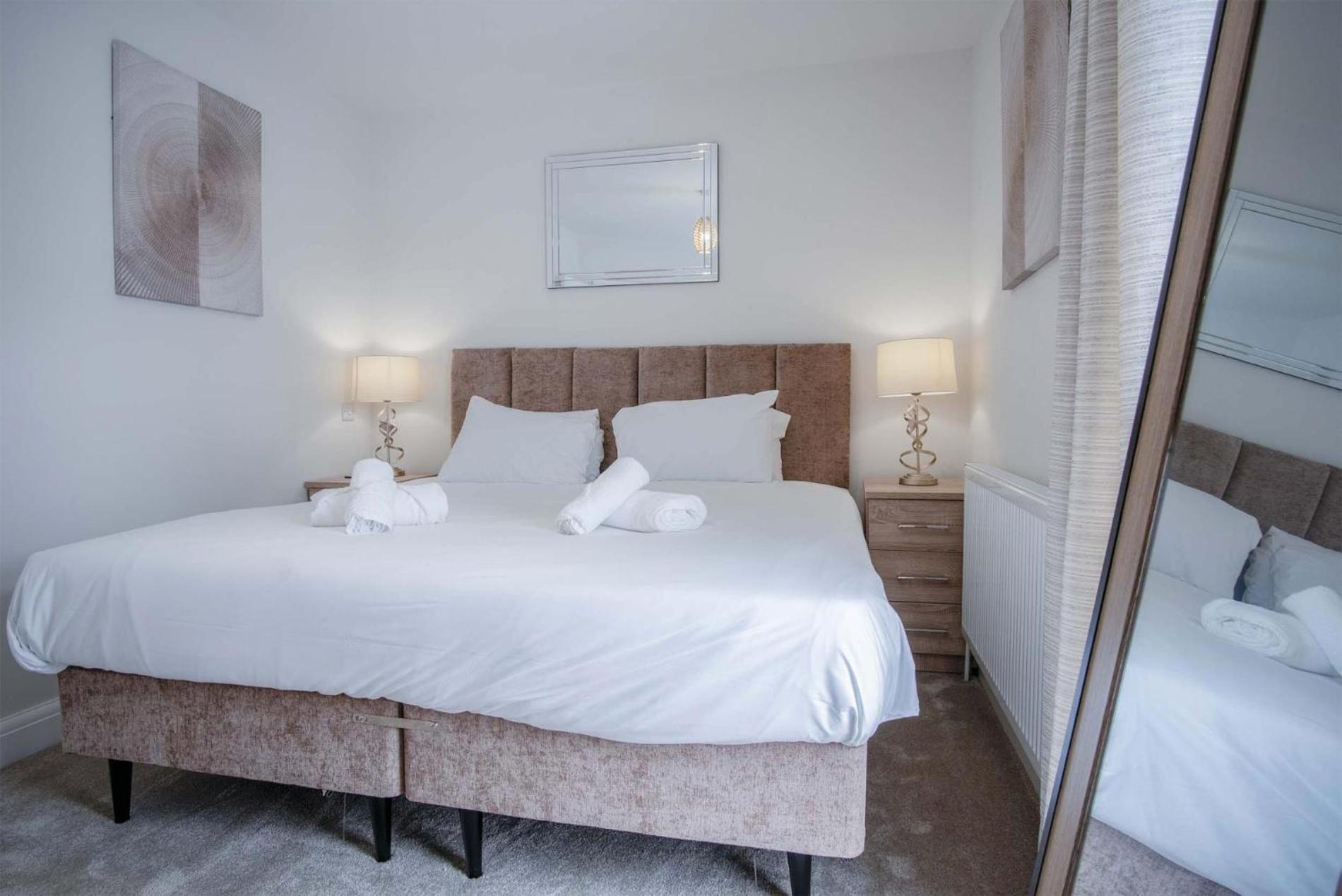 Fleet Street - 2 Bedroom - Holiday home Swansea