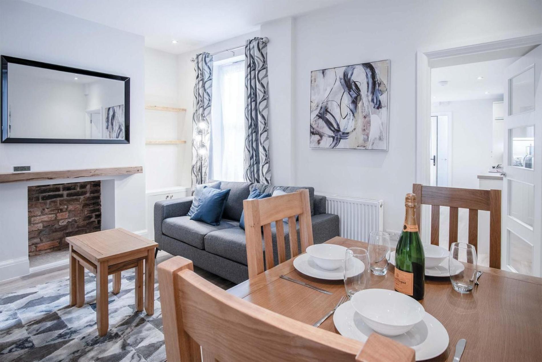 Fleet Street - 2 Bedroom -