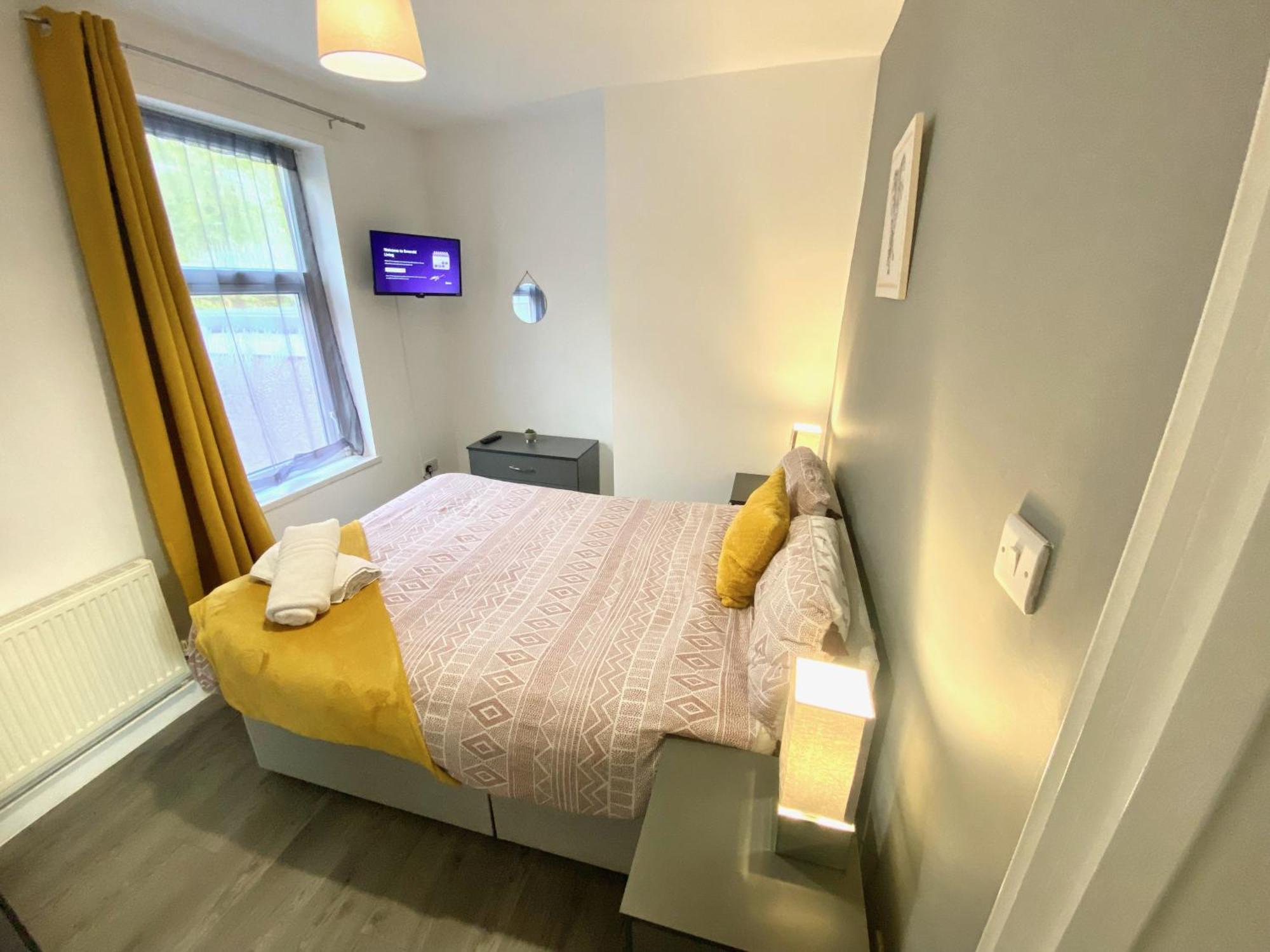 Emerald Living, 4 Bedrooms In The Heart Of Swansea, Close To Beaches! Casa de férias Swansea