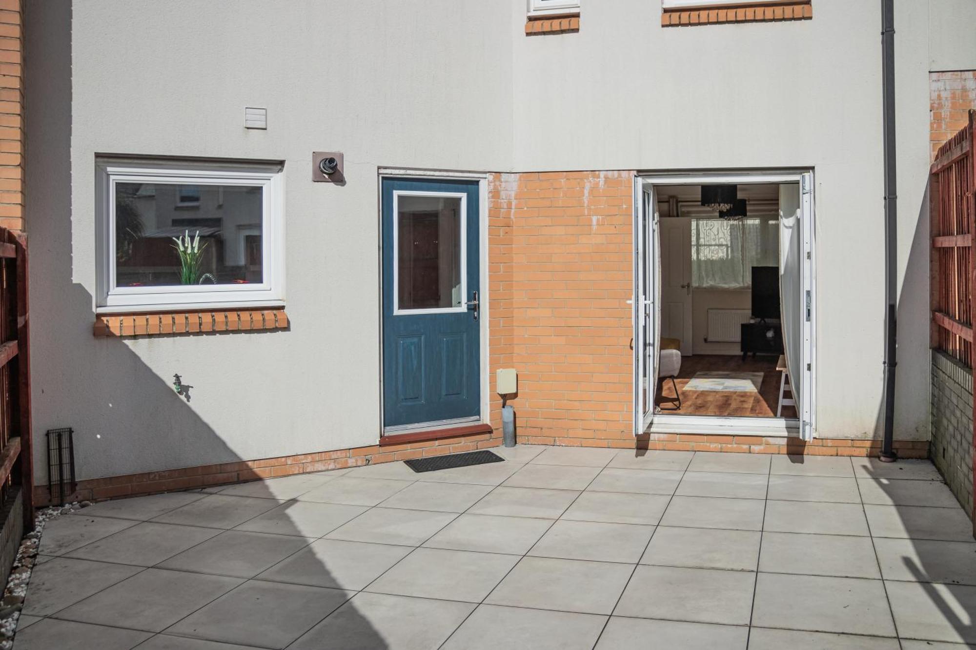 Holiday home Charming In - Near Local Attractions *