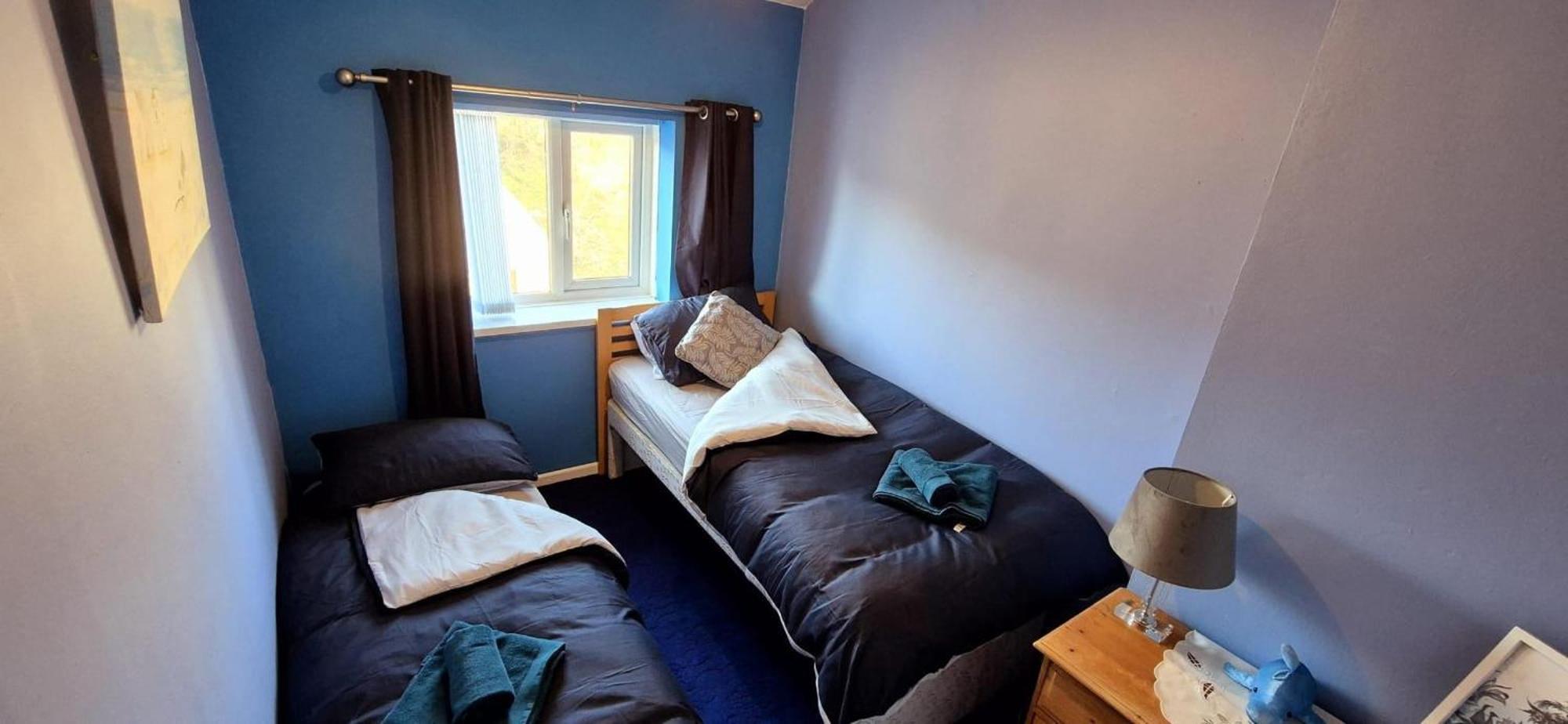 Tranquil Three-Bed House In Swansea South Wales Holiday home