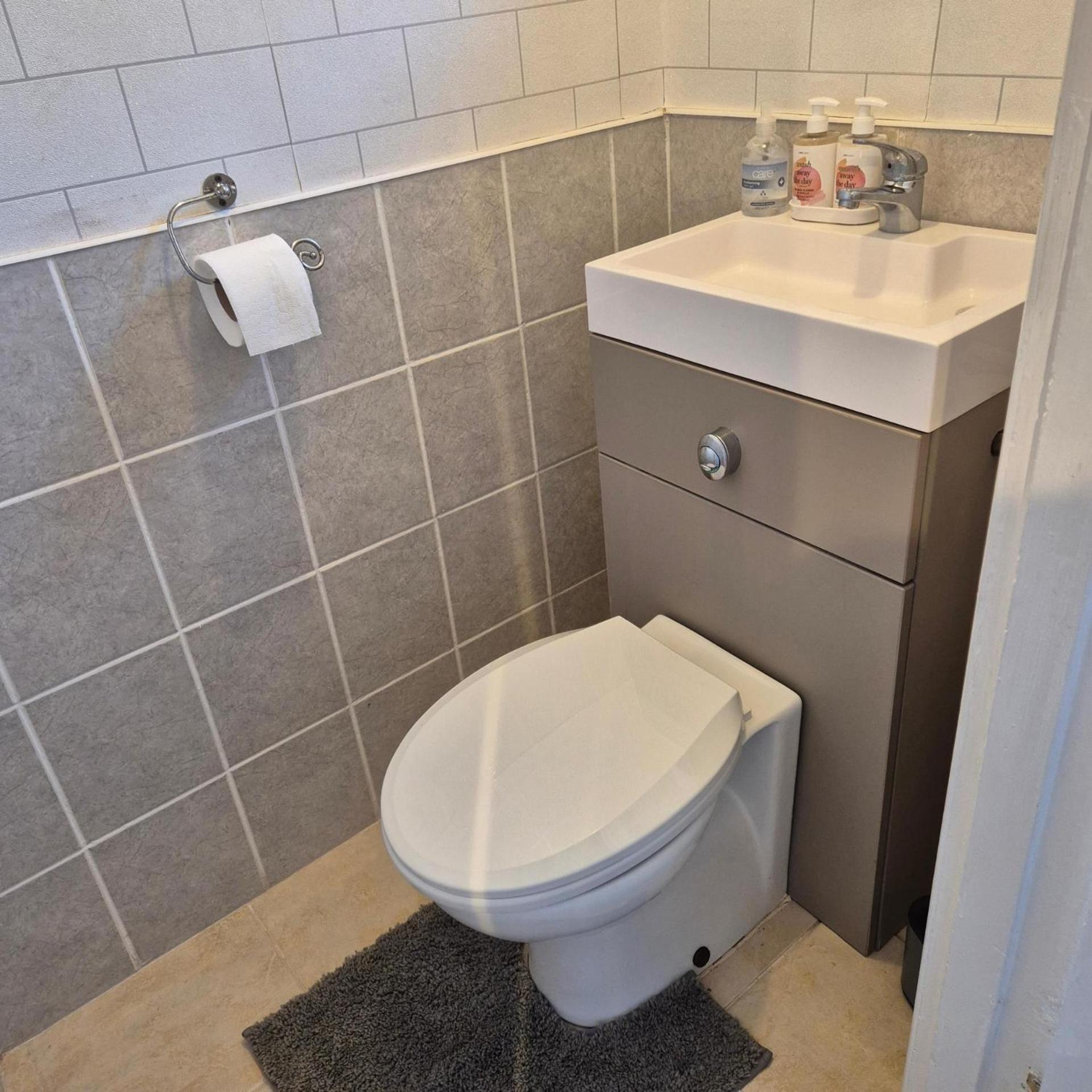 Tranquil Three-Bed House In Swansea South Wales Holiday home *