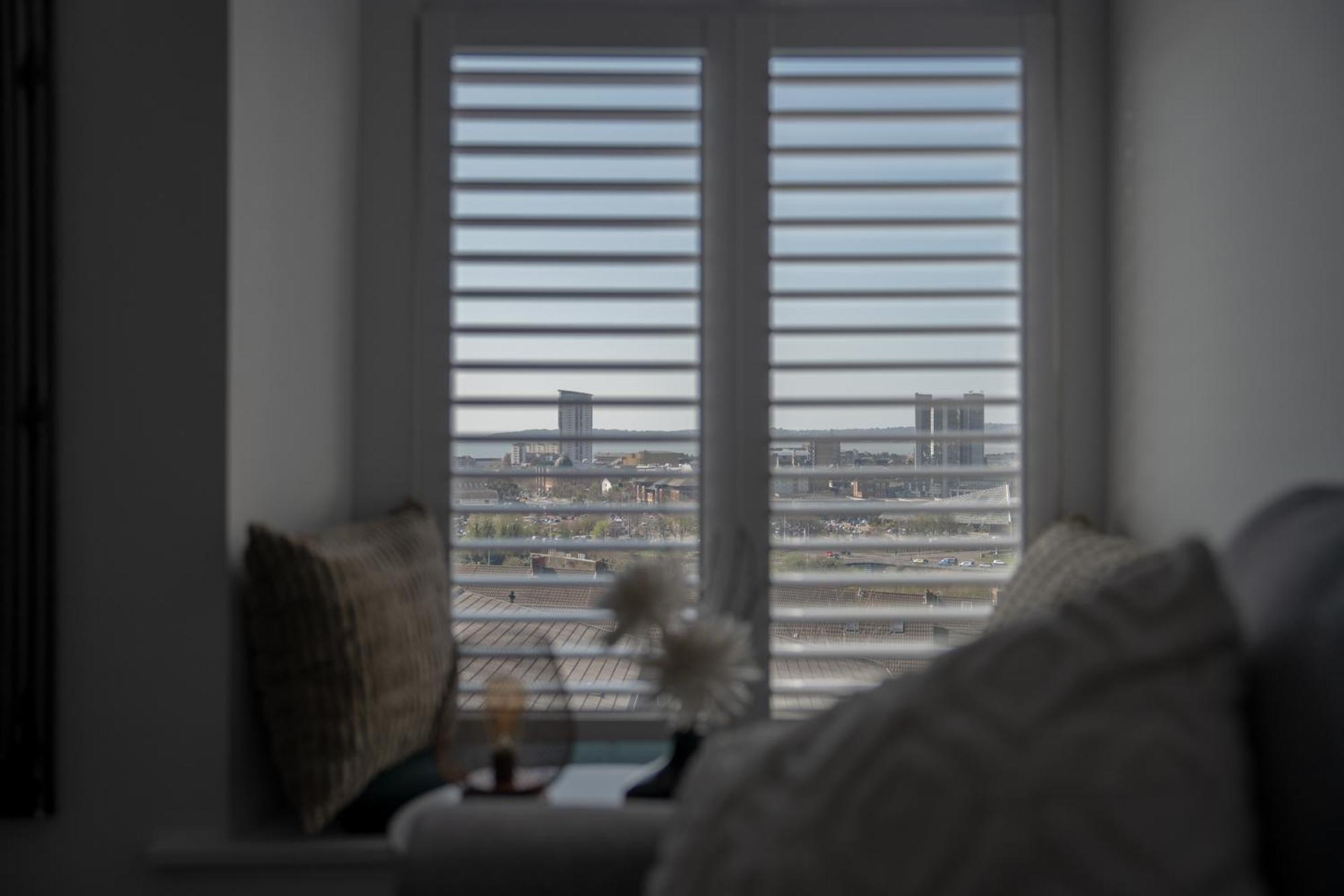 Waterfront View Windmill Terrace 5* Swansea