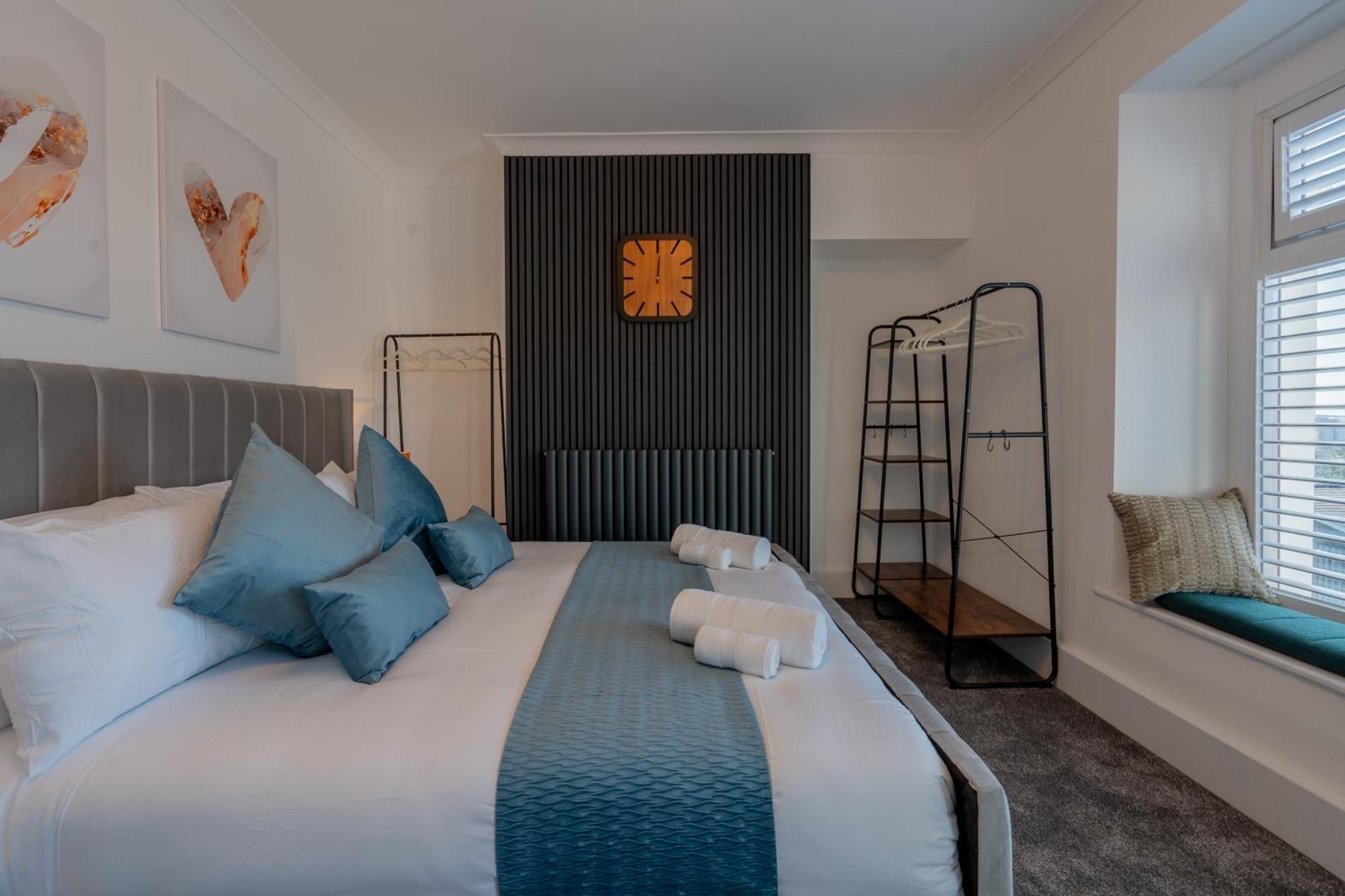 Waterfront View Windmill Terrace 5* Swansea