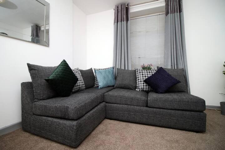 Centre, Parking, Smart Tv's In Apartment *