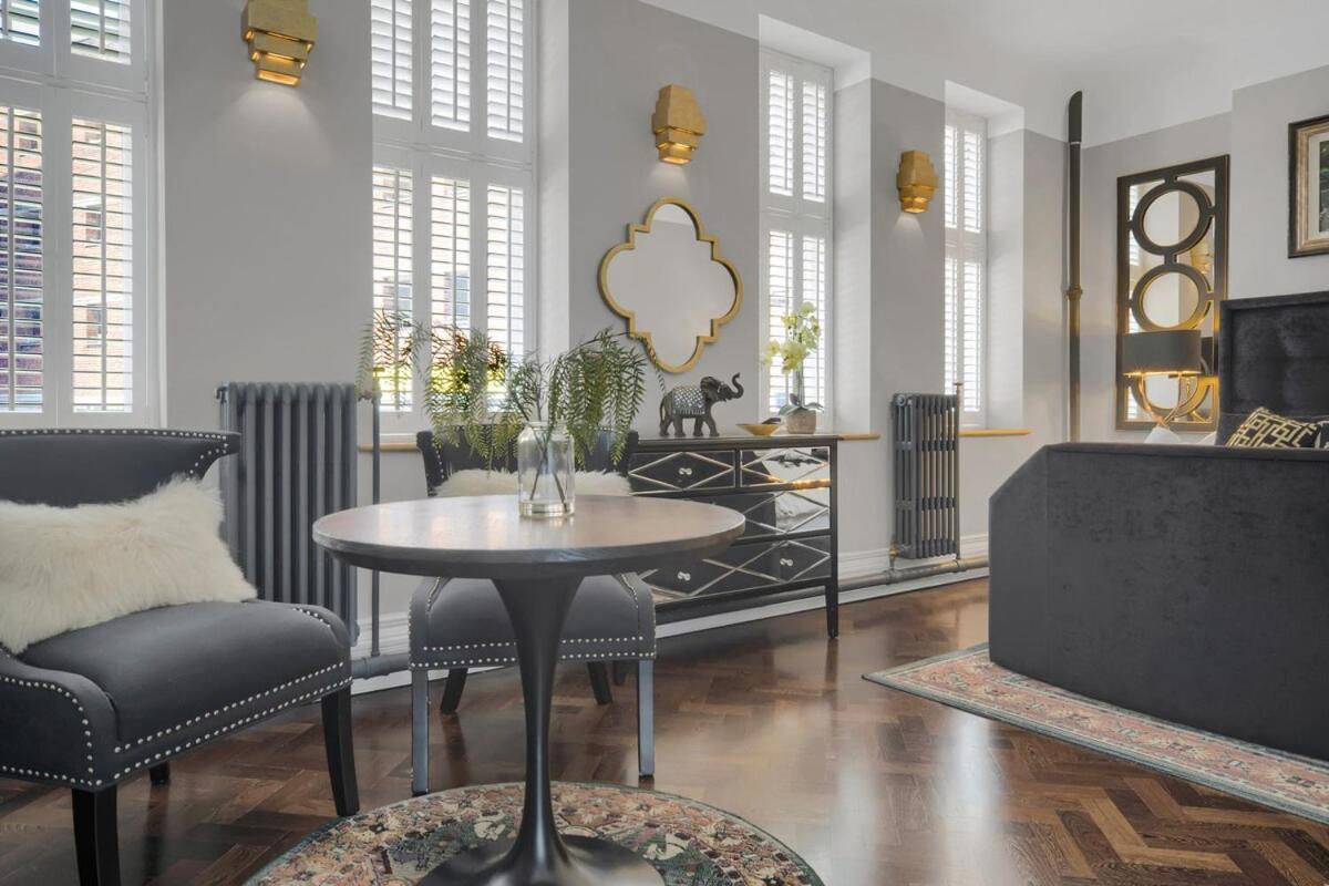 Modern & Unique - & Access Apartment *