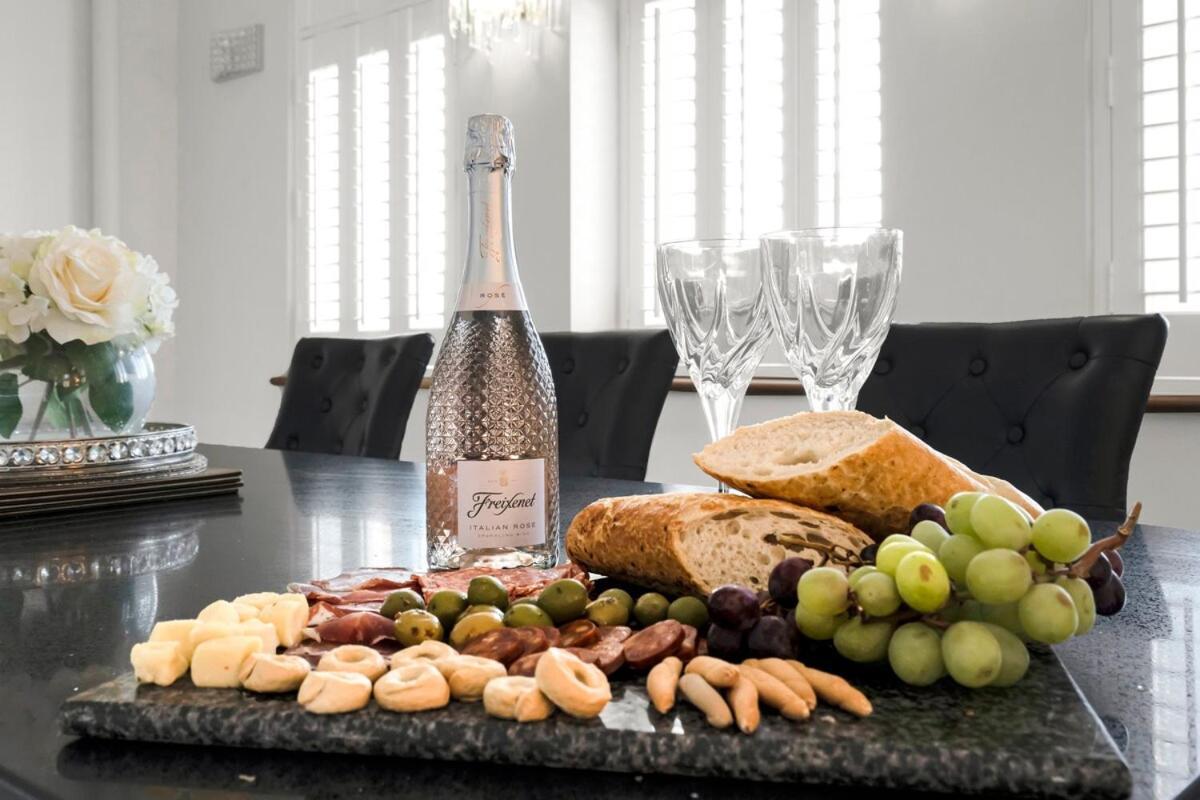 Apartment Luxury & Modern - - Access - Wind St