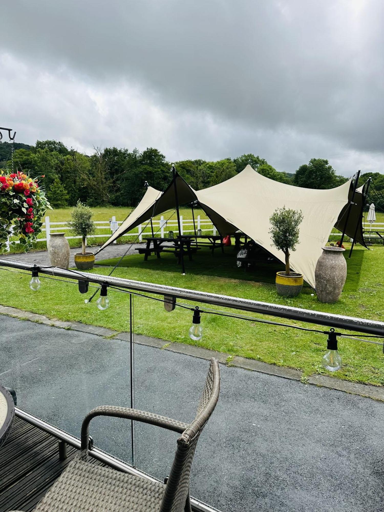 Entire Venue Hire With 8 Bedroom - Your Own Pub Experience * Swansea