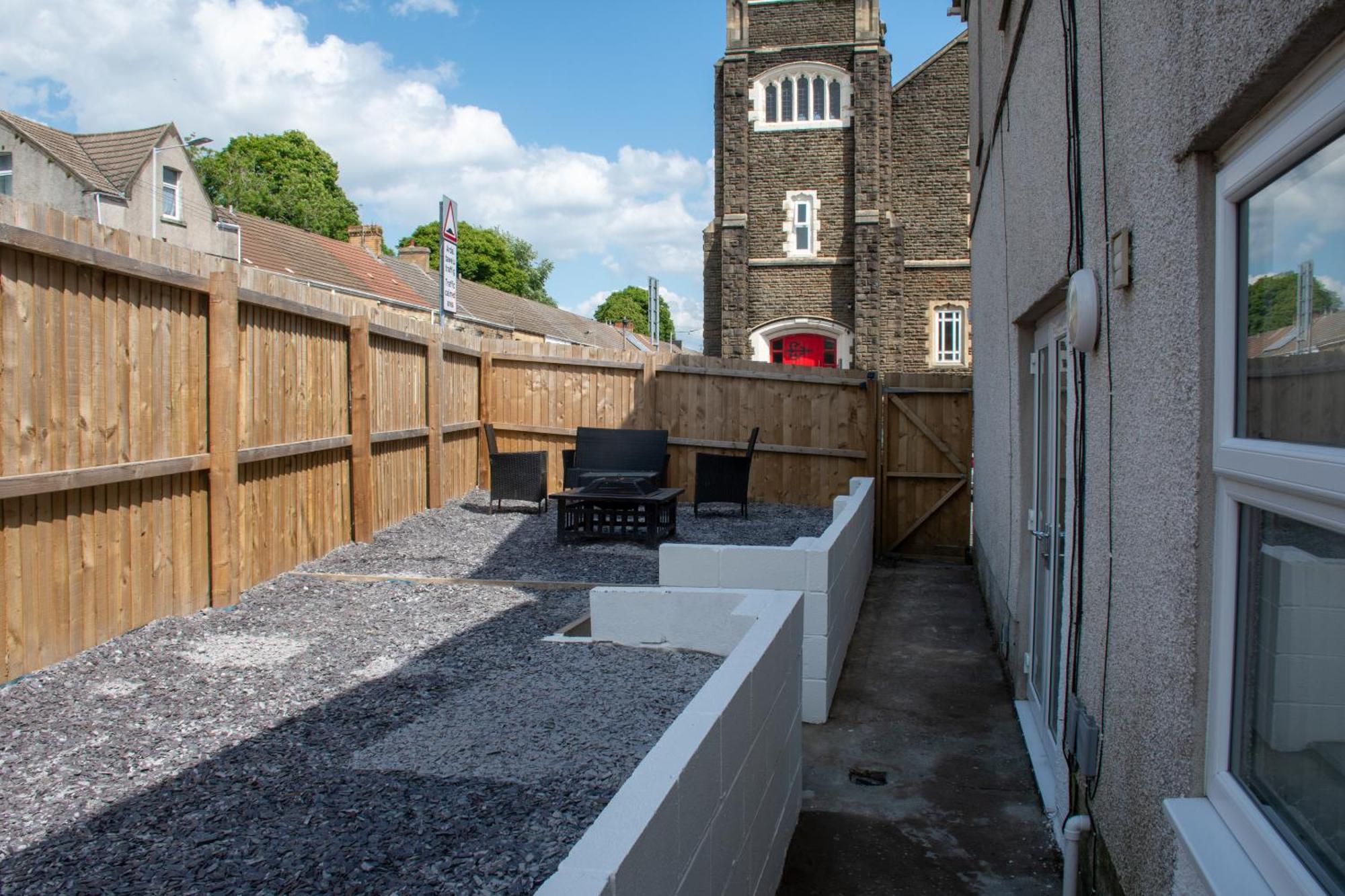 Apartment Ysgol Corner By Pj Stays *