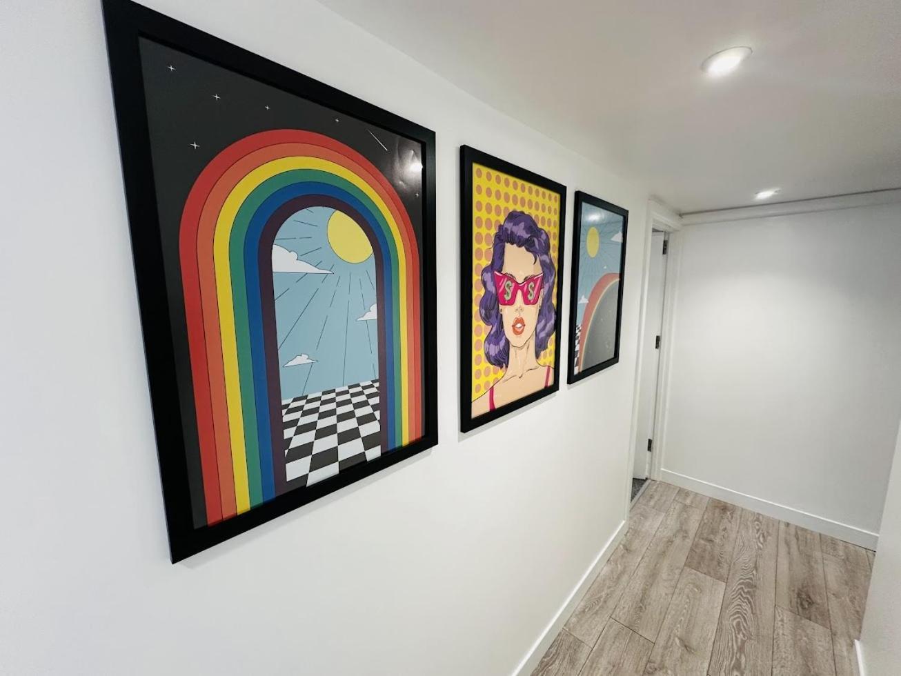 Ysgol Corner By Pj Stays Swansea