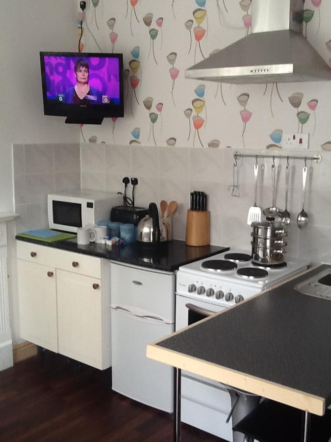 No 16 The Hub Abercrave *