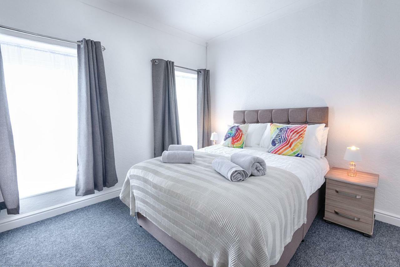 Fantastic Location - Tv In Every Bedroom! *