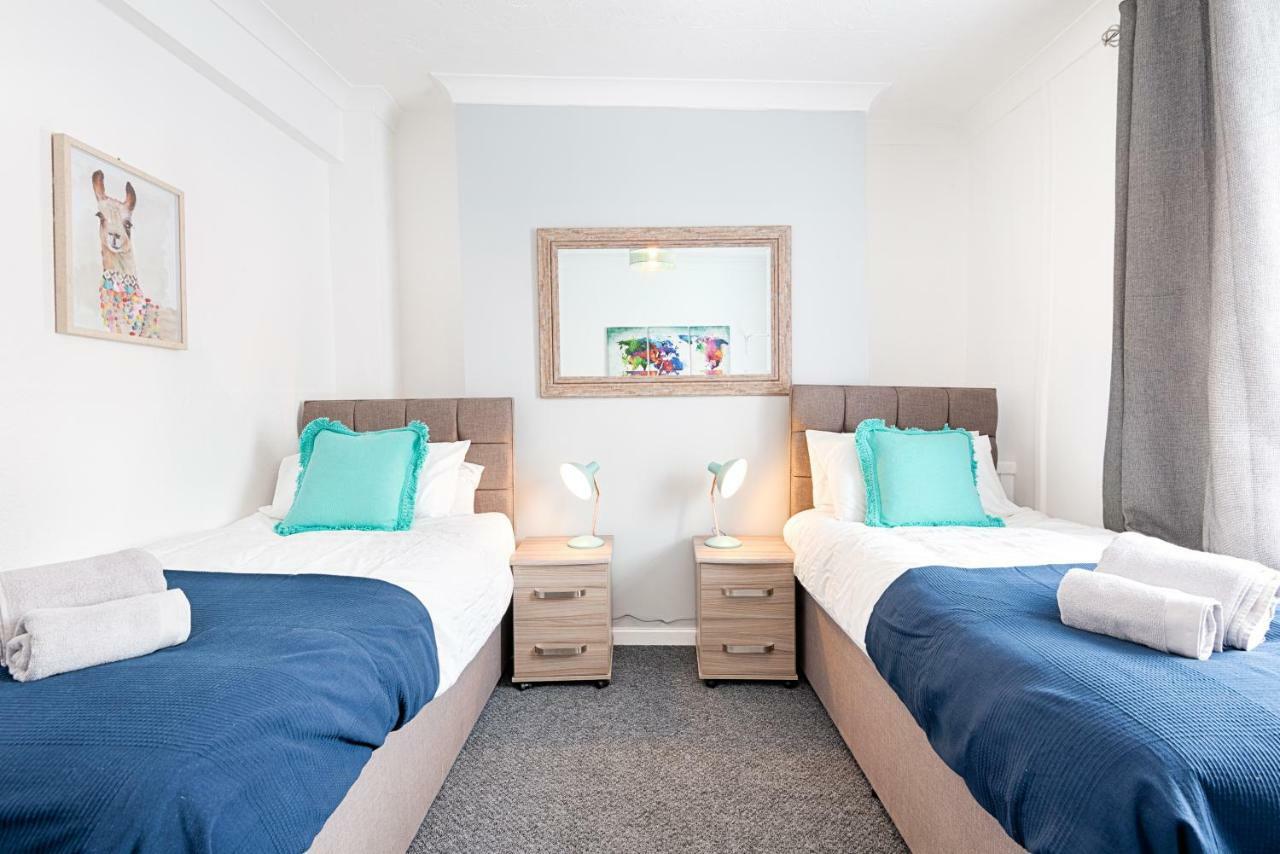 Fantastic Location - Tv In Every Bedroom! *