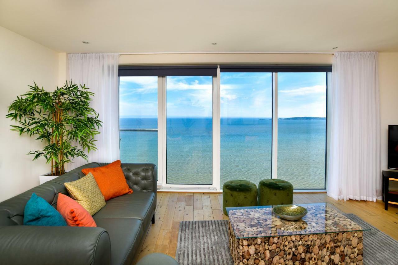 Just Wales - Meridian Quay Penthouses Apartment *