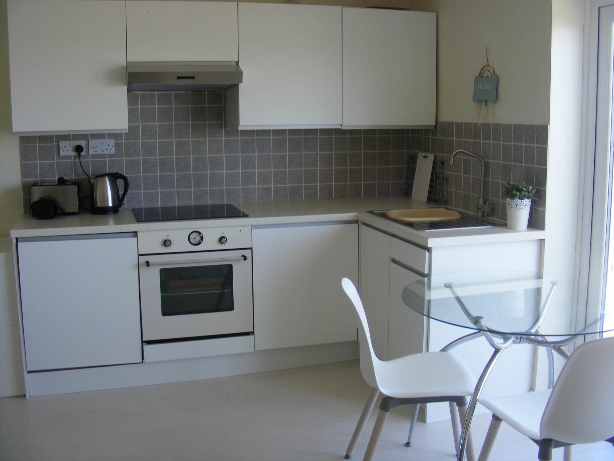 Baystays Seaview Apartment