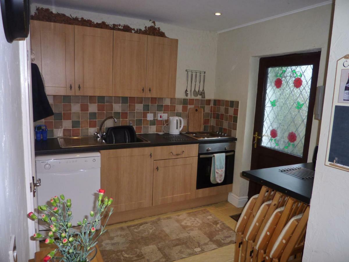 Apartment Banfield For Gower