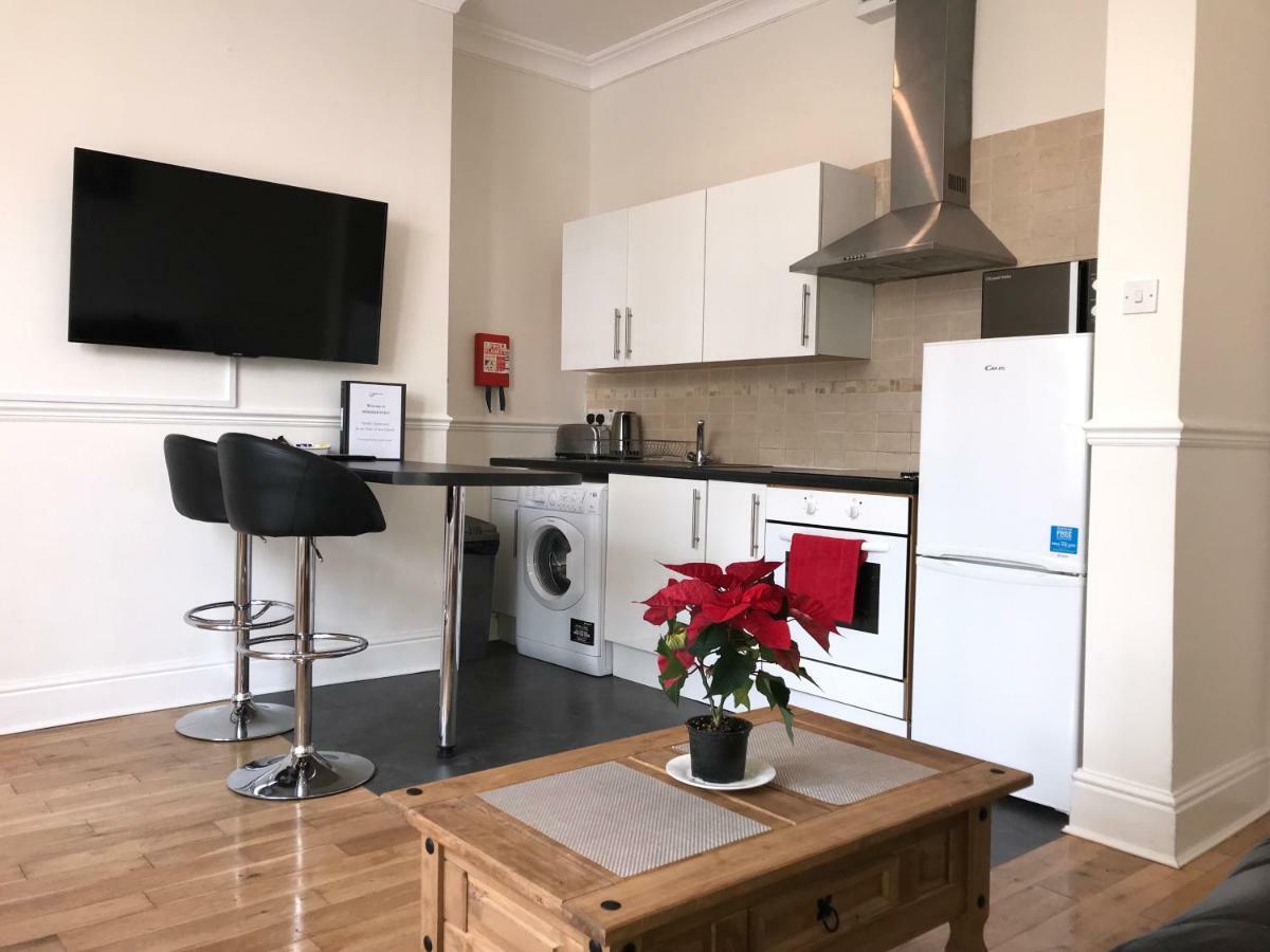 1 Bedroom Modern Apartment, Uplands, Apartment