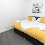 Business Friendly 3Br Home - King Size Beds & Centrally Located