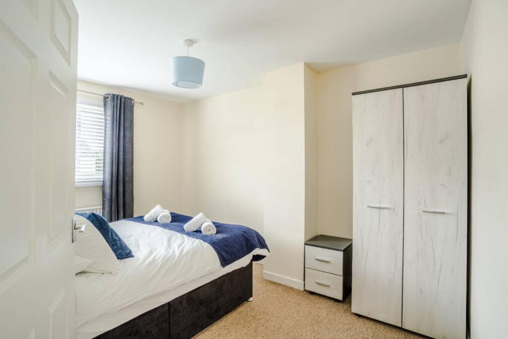 Sleep At The Twyn - Tv In Every Bedroom! * Swansea