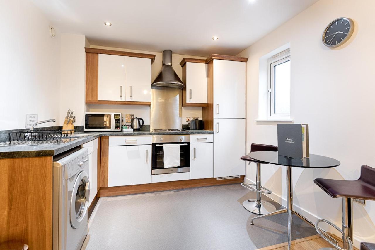 Royal Sovereign With Parking - Tv In Every Bedroom!