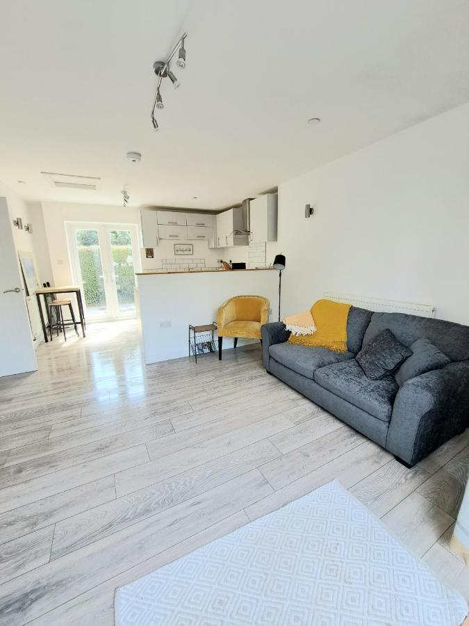 La Petite Maison * Swansea