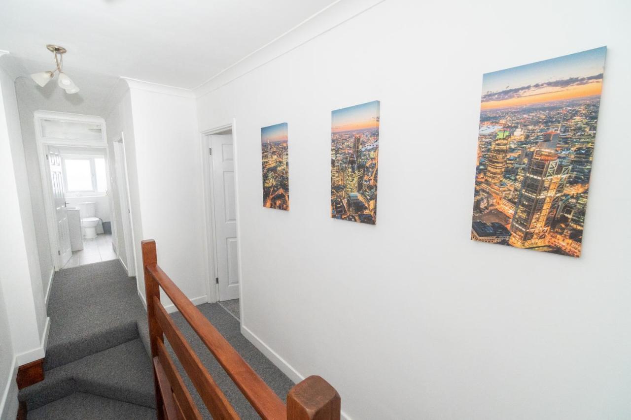 Business Friendly 3br - King Size Beds & Centrally Located *