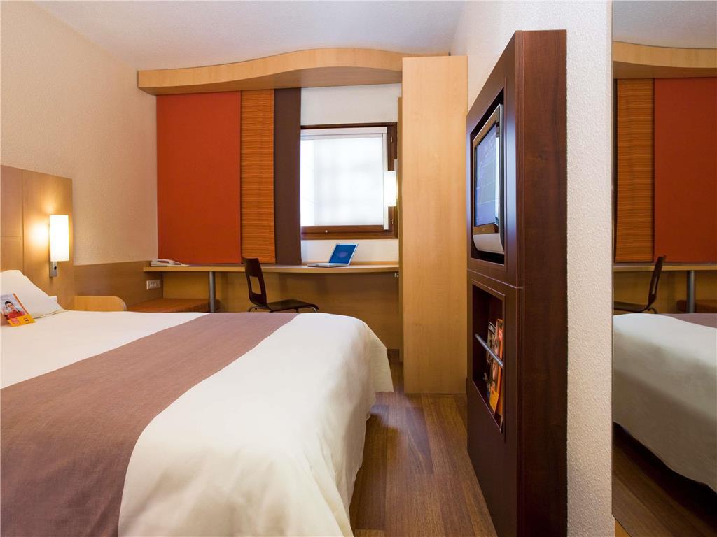 Ibis Hotel Swansea