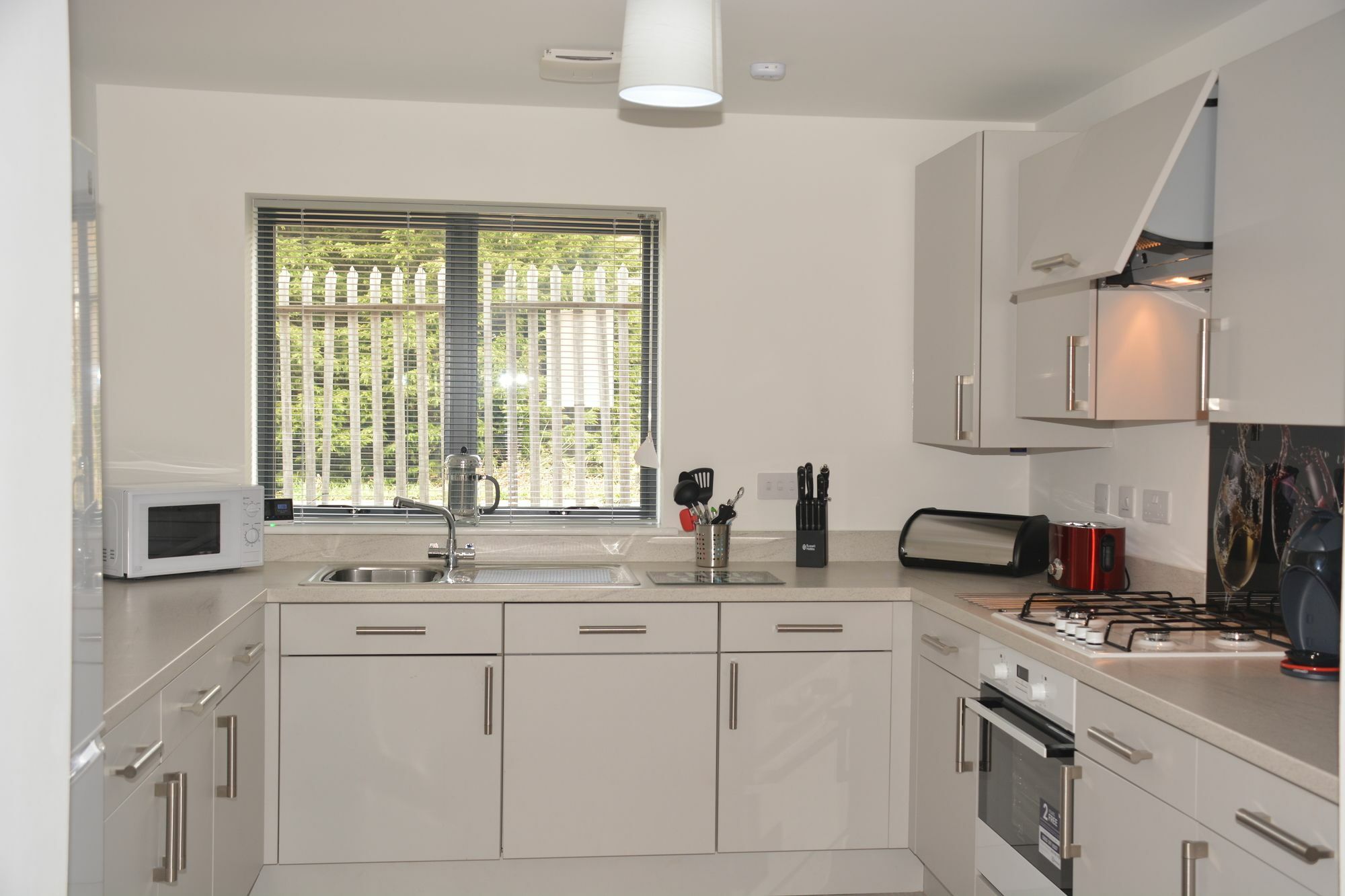 Just Wales - Mariners Walk Apartment *