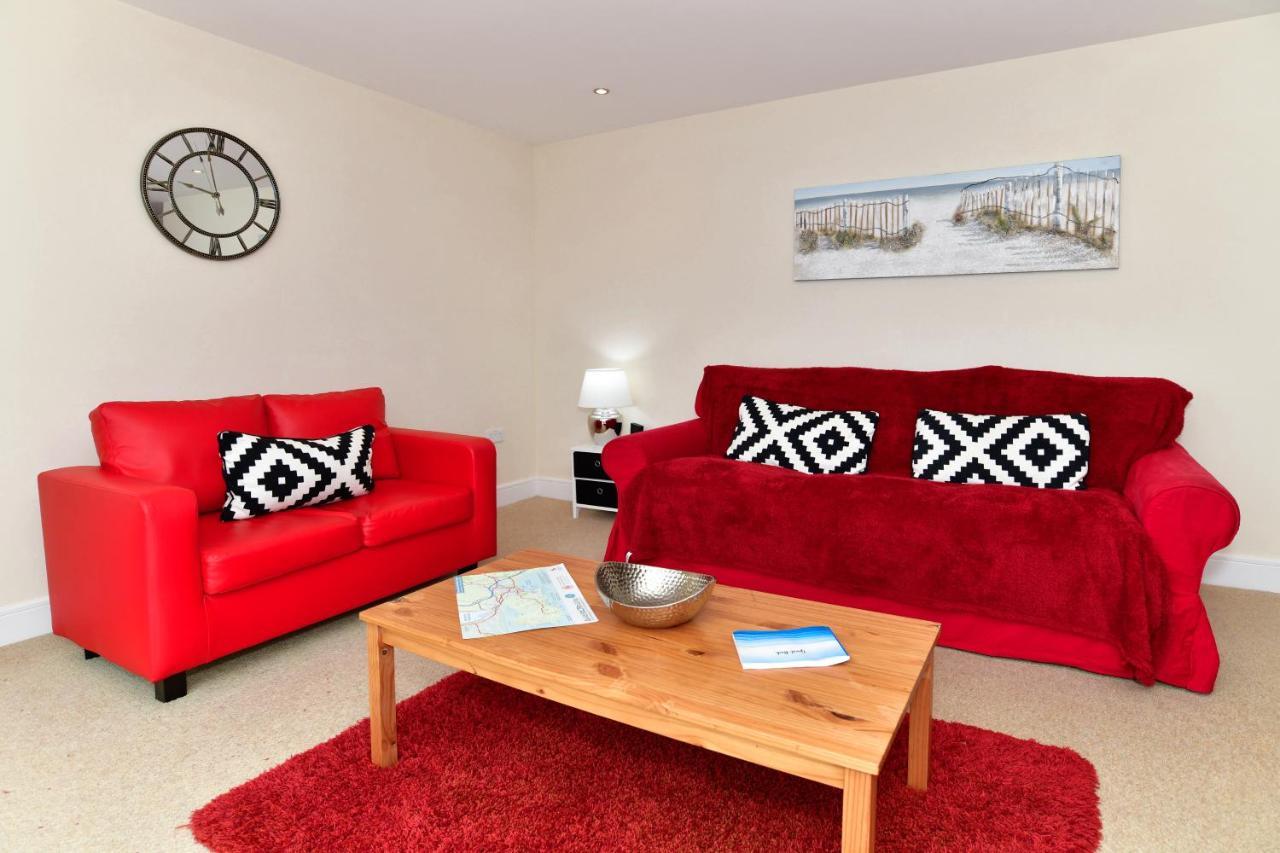 Apartment Meridian Quay Apartments, By Jsw Short