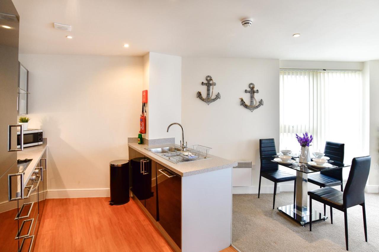Meridian Quay Apartments, By Jsw Short Apartment
